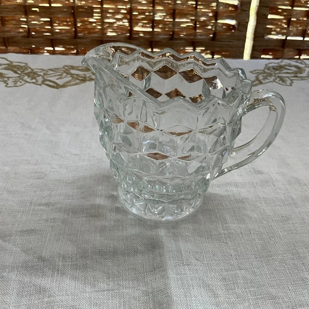 Fostoria Vintage Clear Pressed Glass Creamer Pitcher Diamond Point Honeycomb‎